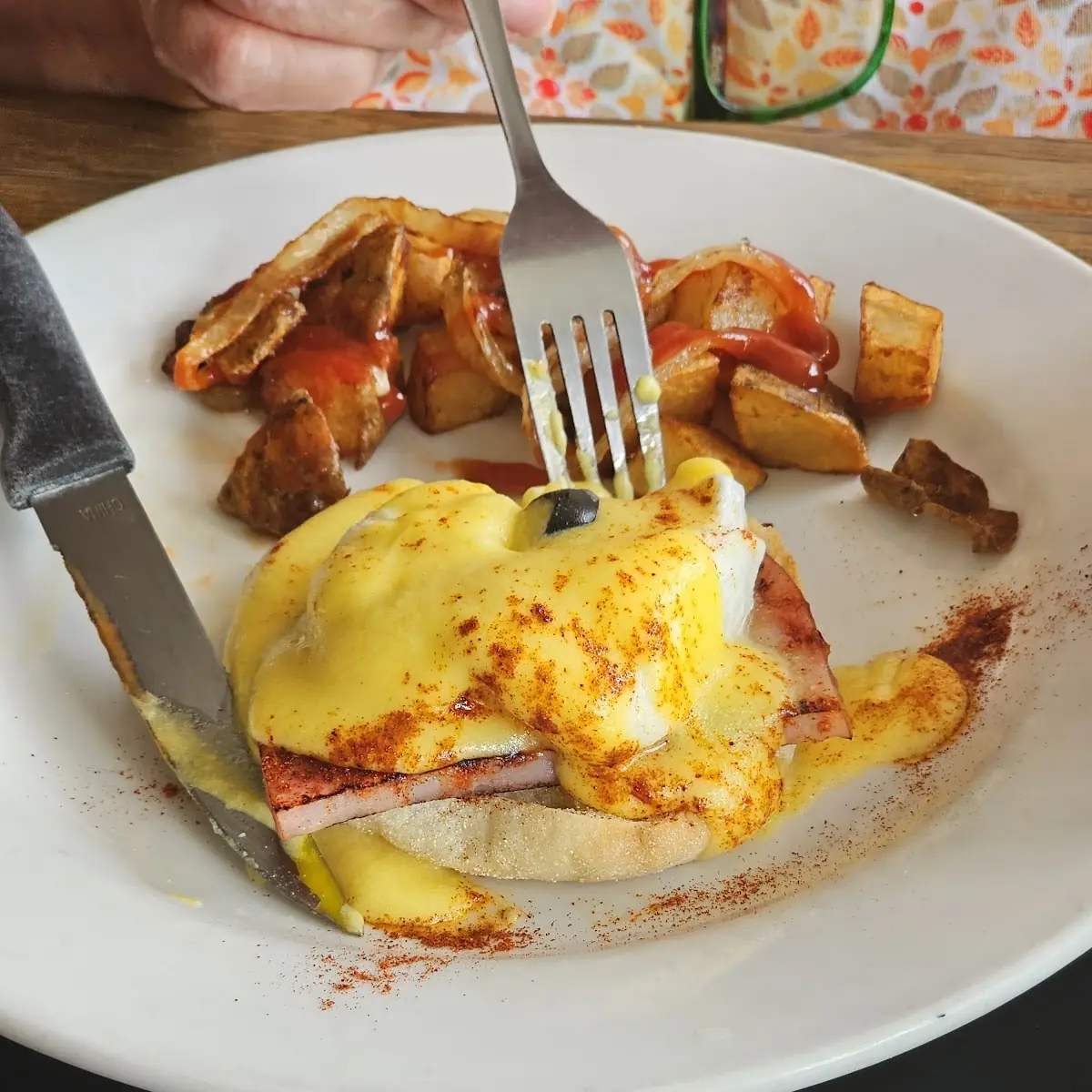 Eggs Benedict with Ham