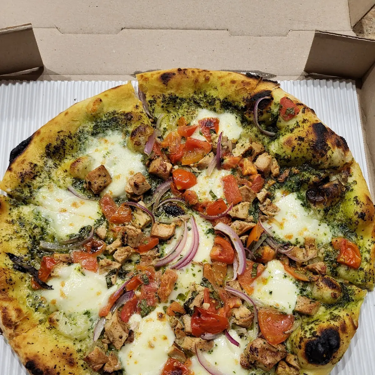 Pizza Pollo E Pesto