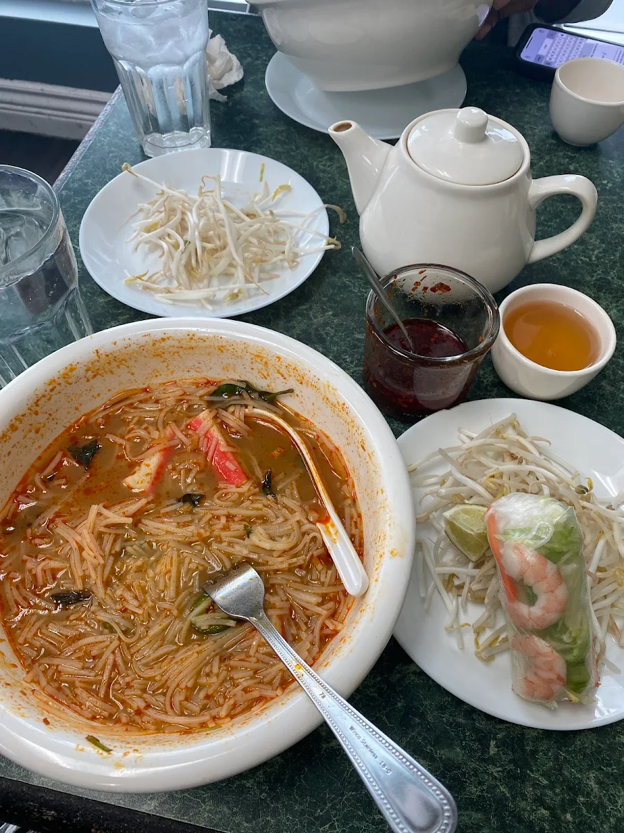 Highlights, Pho Aldergrove Tran Vietnamese Restaurant