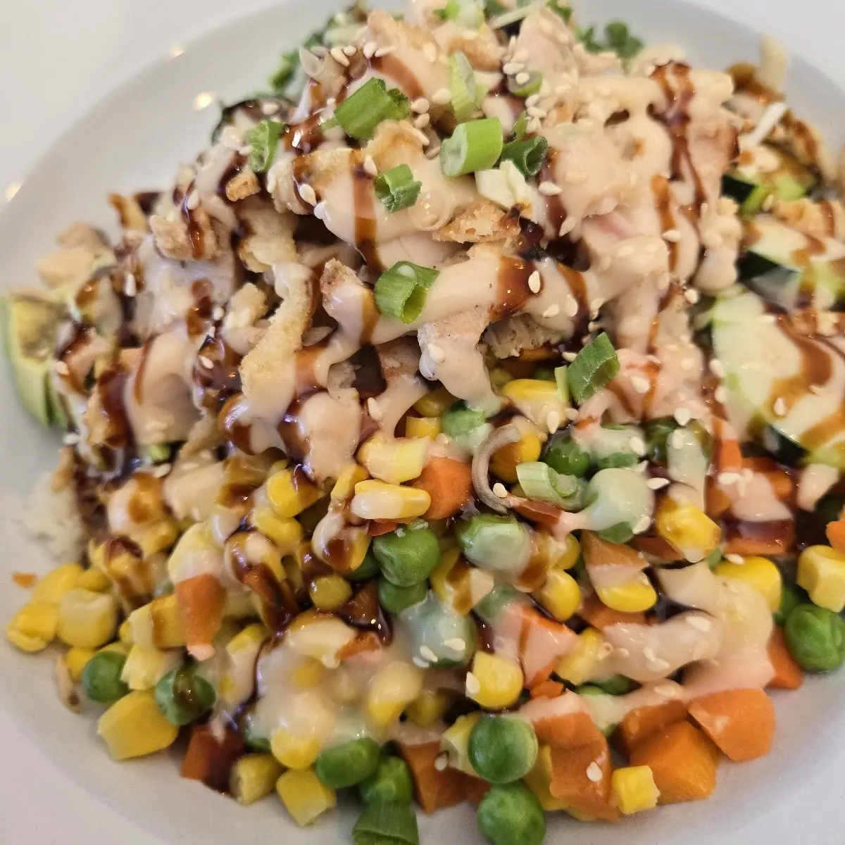 Poke Bowl with Grilled Chicken