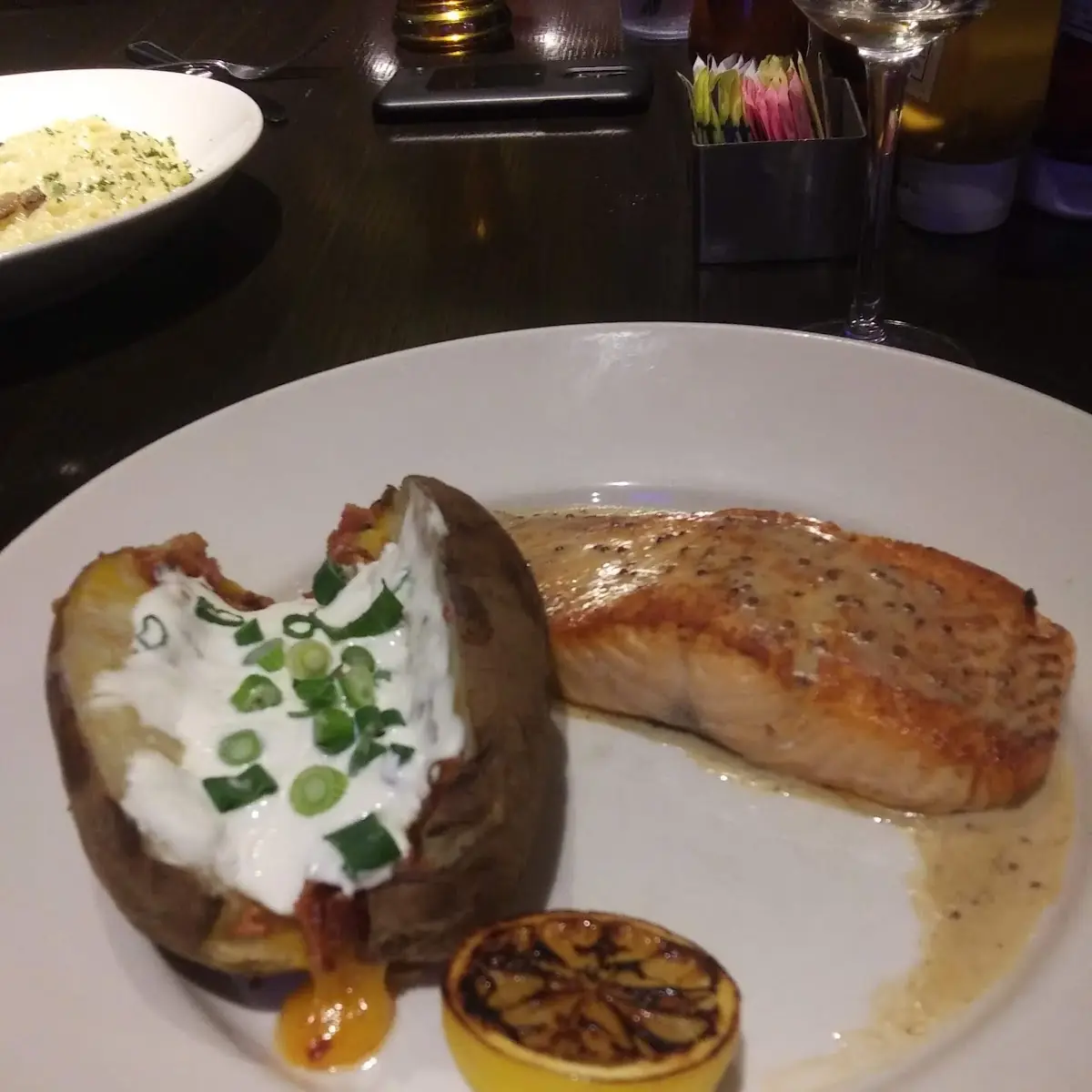 Salmon w Baked Potato