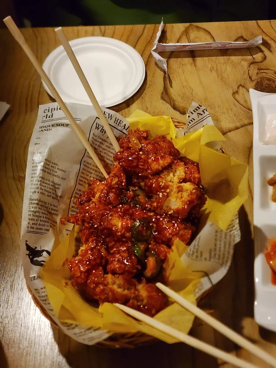 Spicy Candy, chi-mac 홍대입구