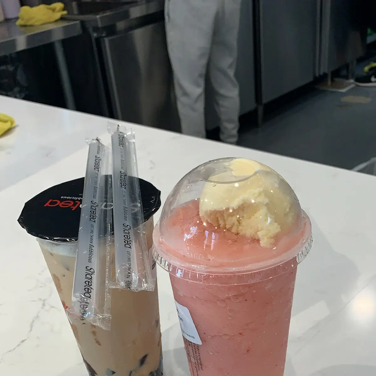 Peach Tea Ice Blended with Lychee Jelly
