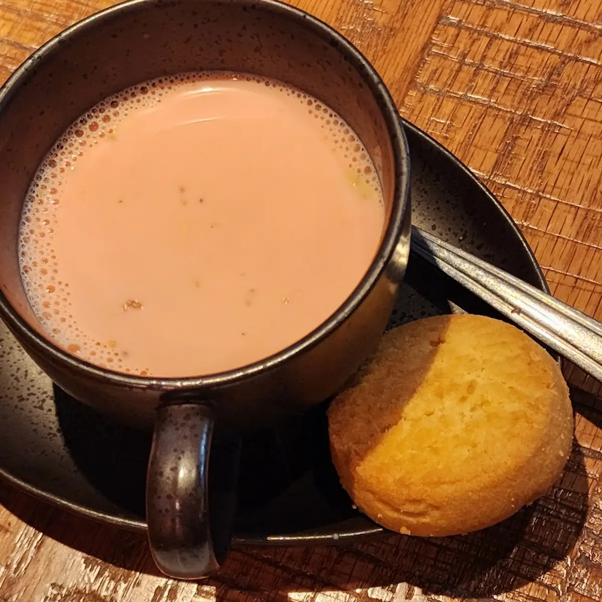 Kashmiri Chai Pink Tea