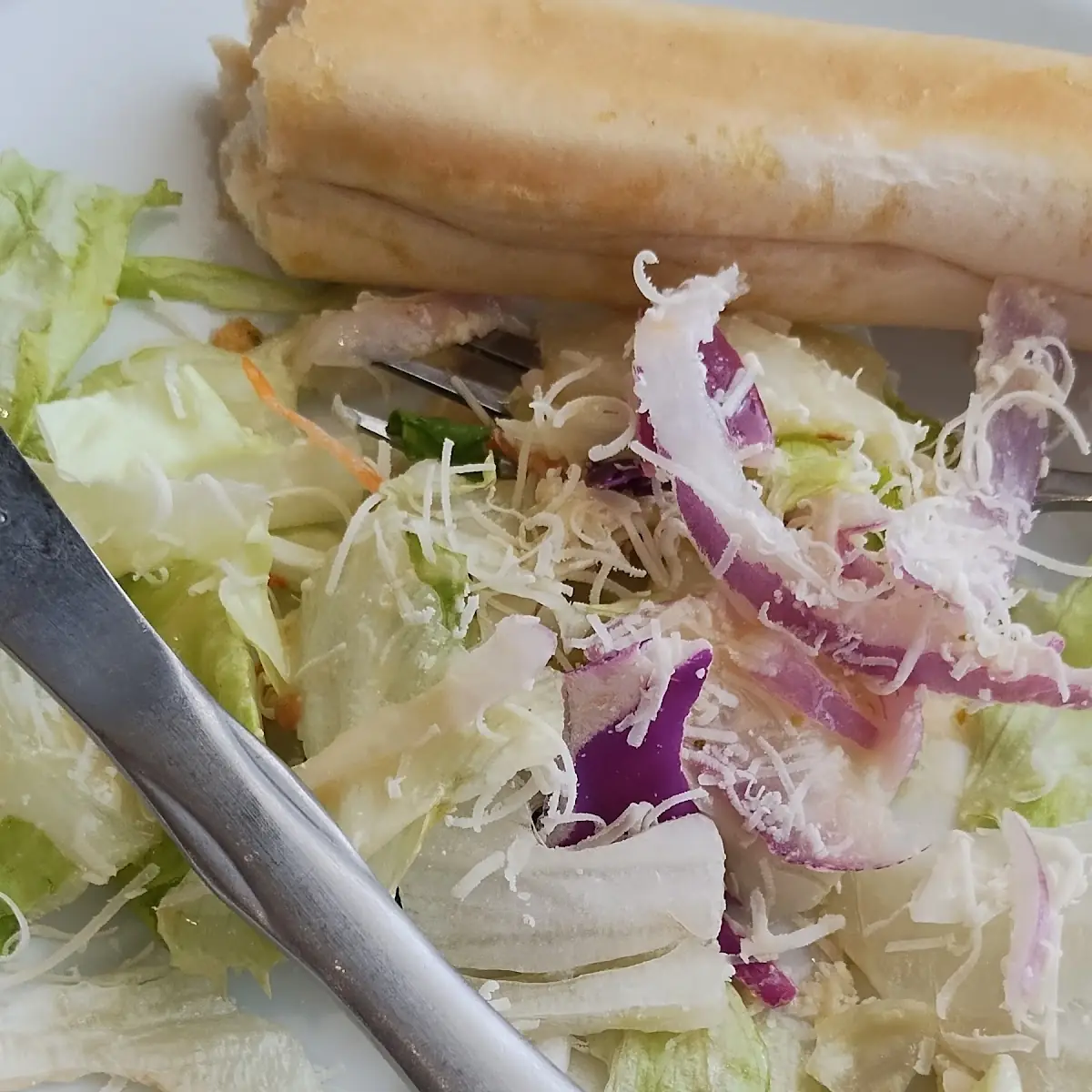Salad with Bread Sticks