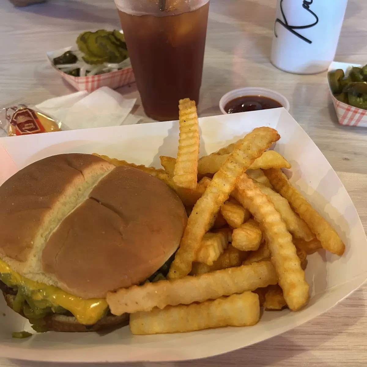 Chilie Cheese Burger