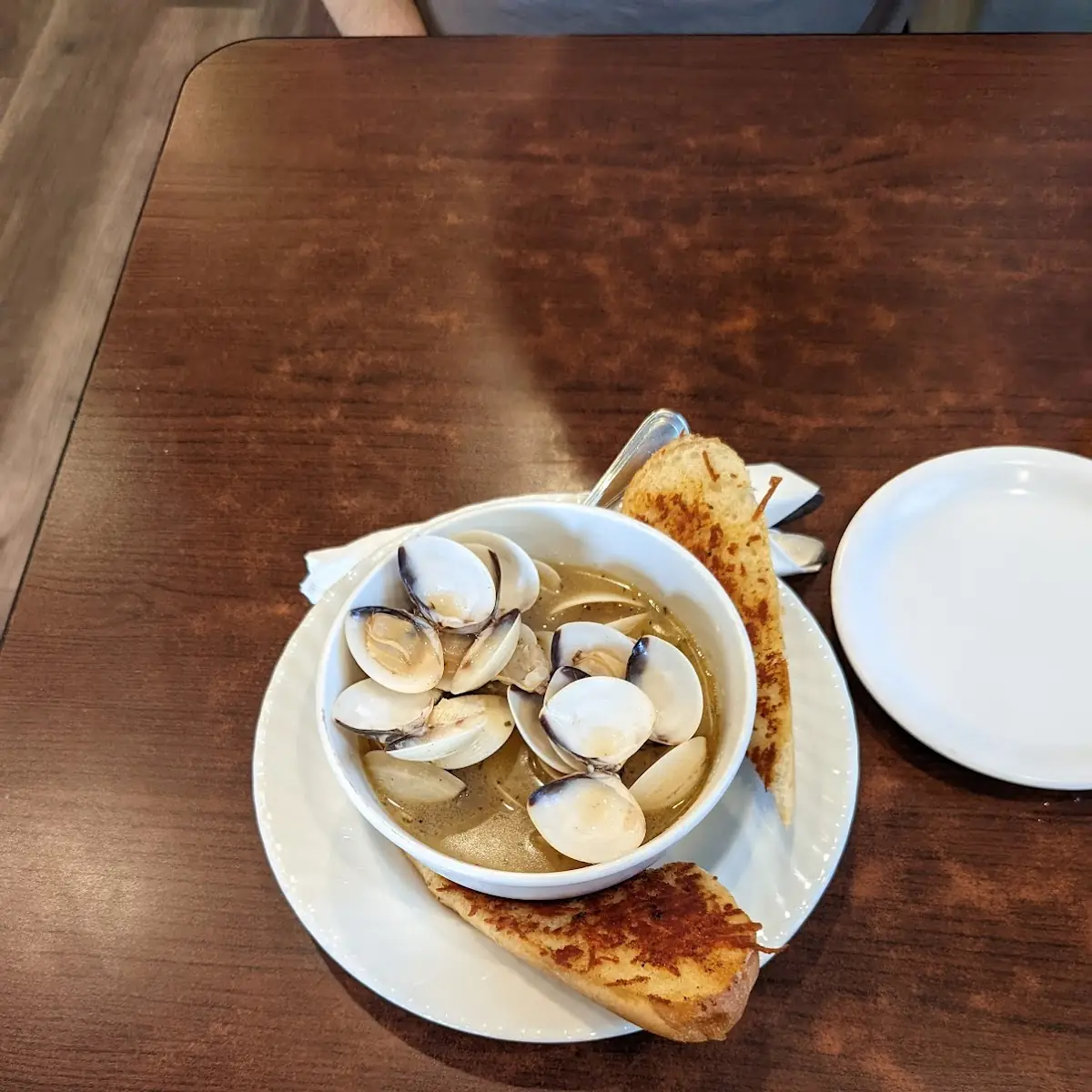Steamed Clams or Mussels