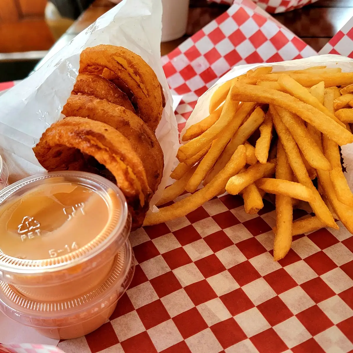 (8) Chicken Wings Basket