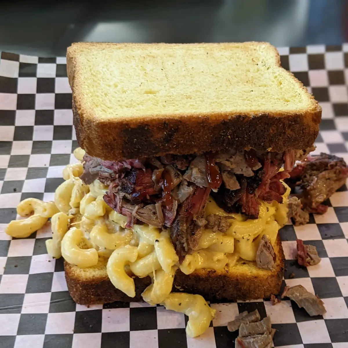Brisket Pulled Pork and Mac N Cheese