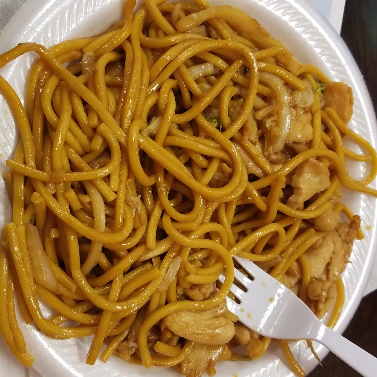 Chicken Lo Mein