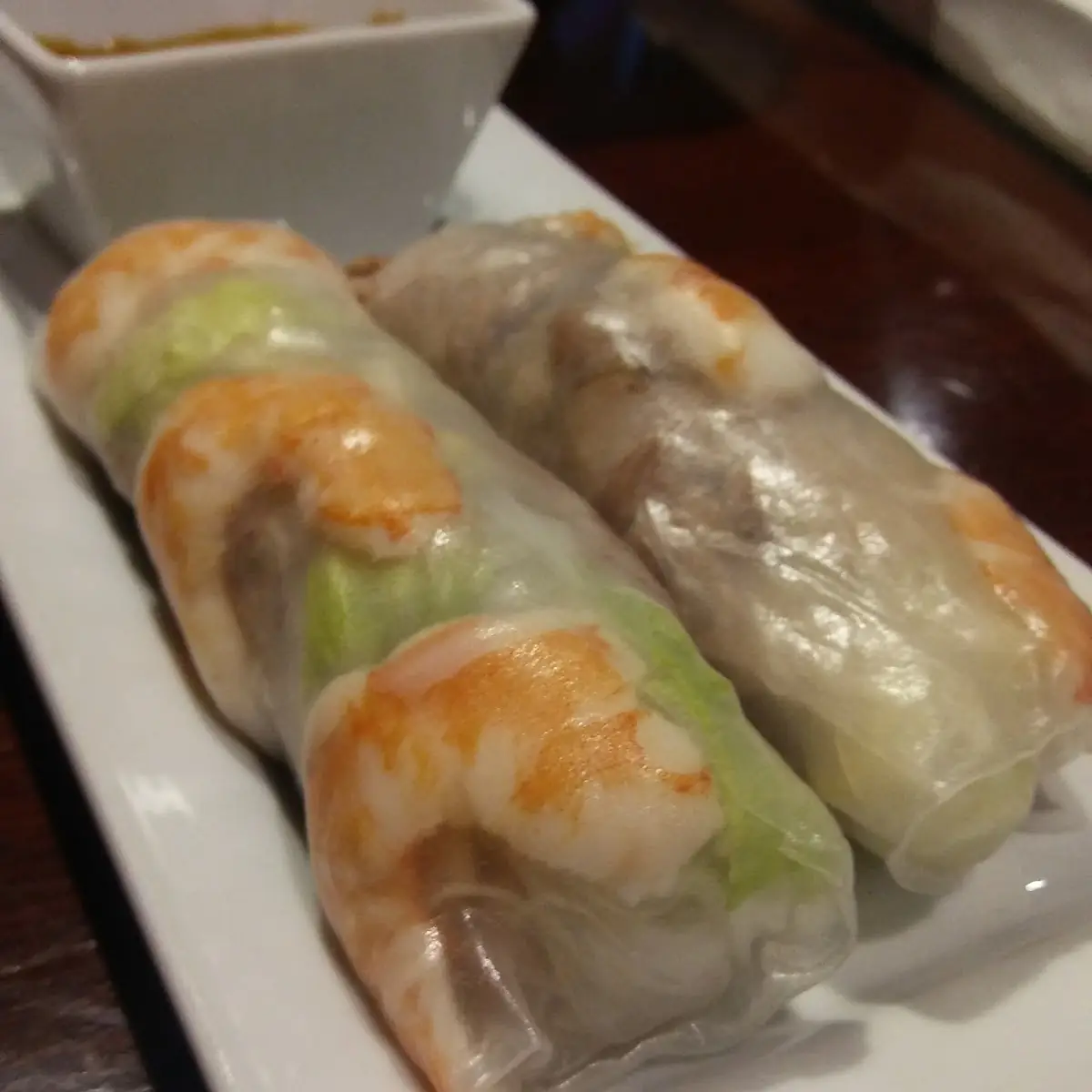 A3. Vegetarian Spring Rolls (2 pcs)