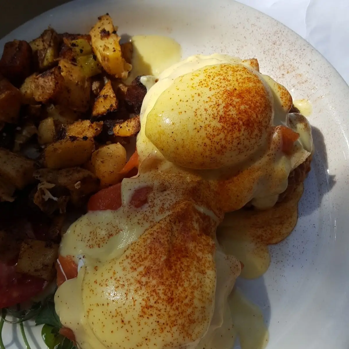 Crab Cake Eggs Benedict
