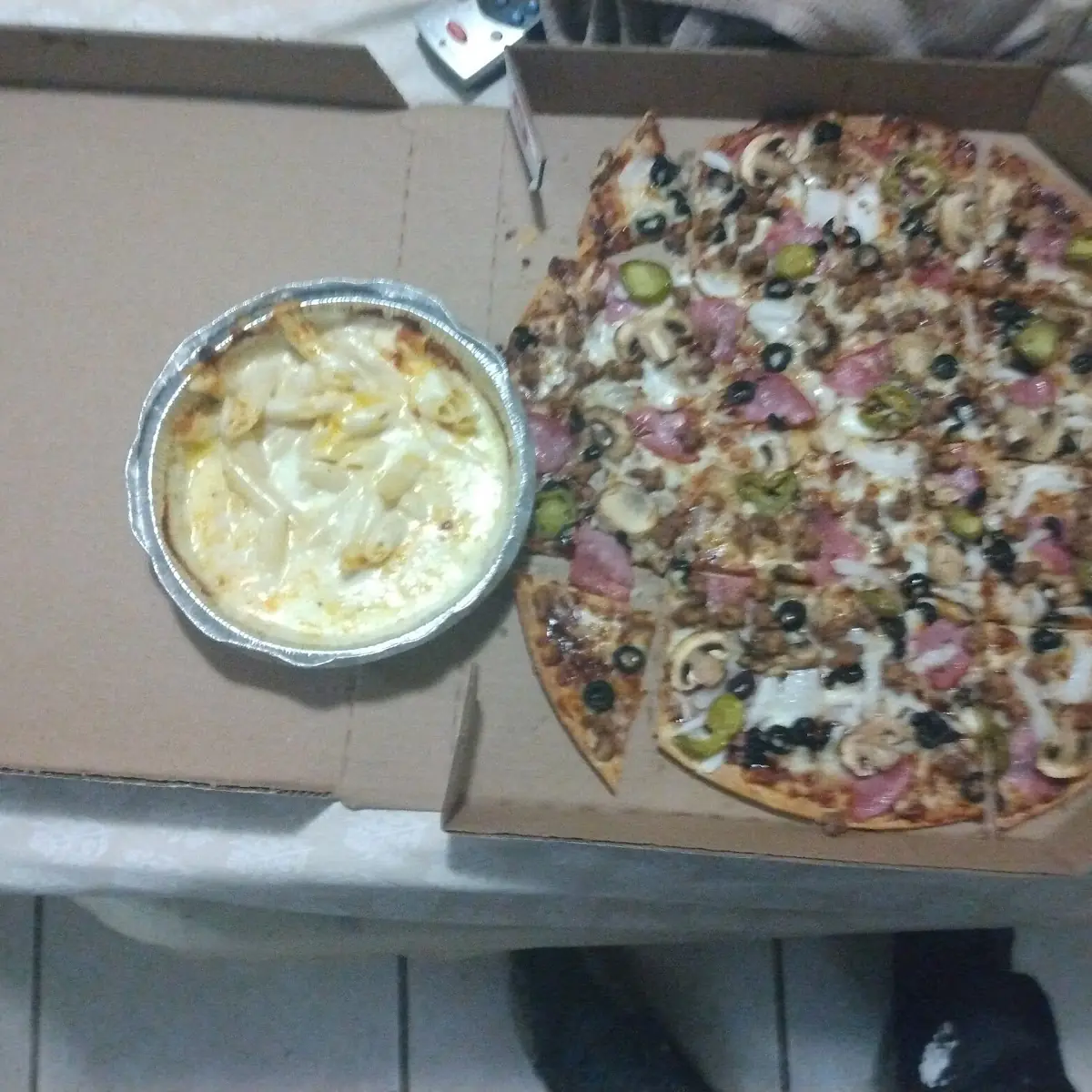 Thin Crust Pizza