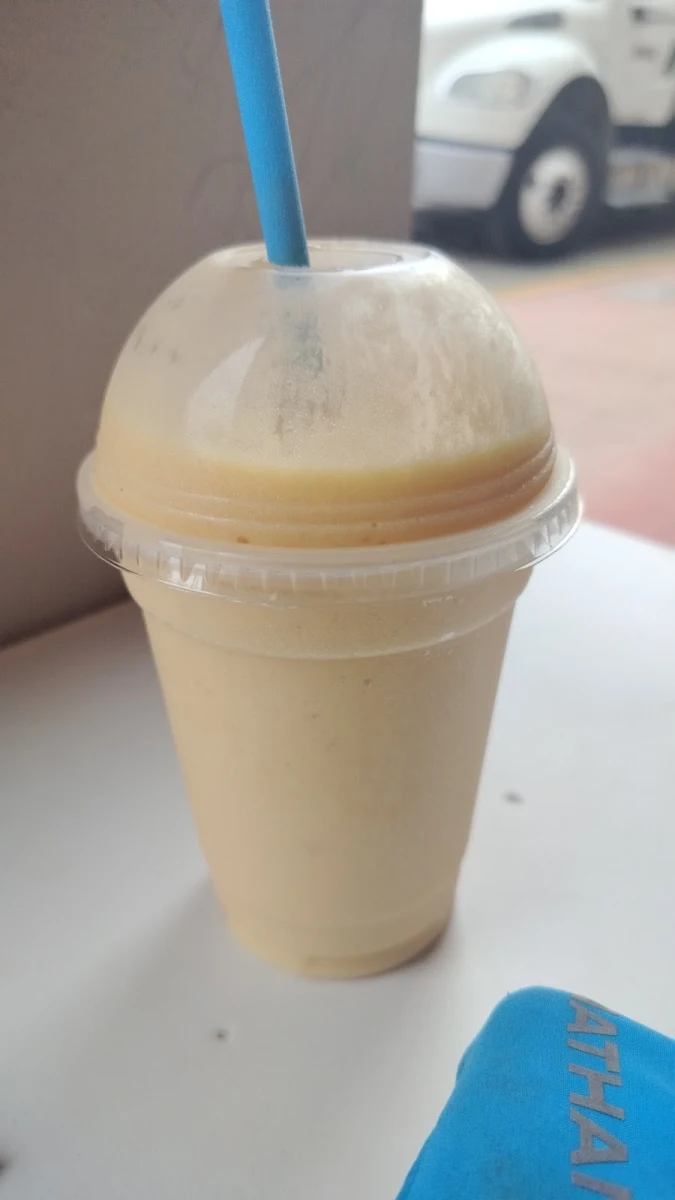 Fresh Fruit Smoothie 16 Oz