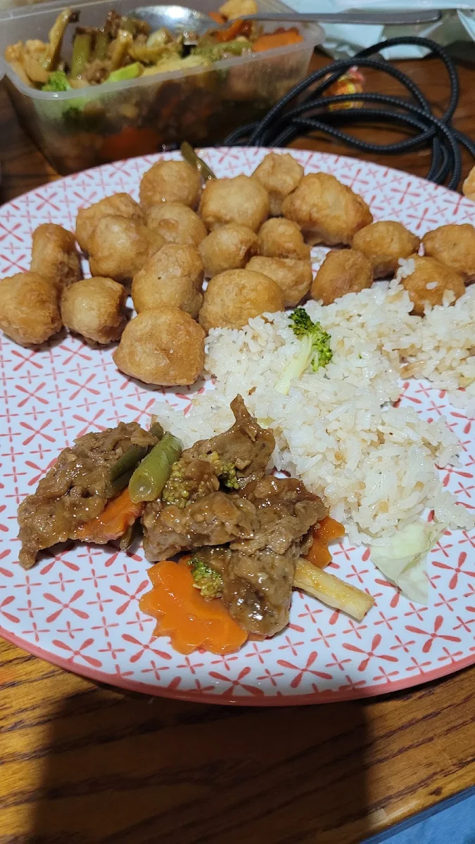Mongolian Mock Beef Vege Fried Rice, Trio's Take Away