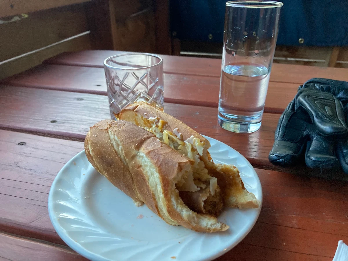 Bratwurst Hot Dog