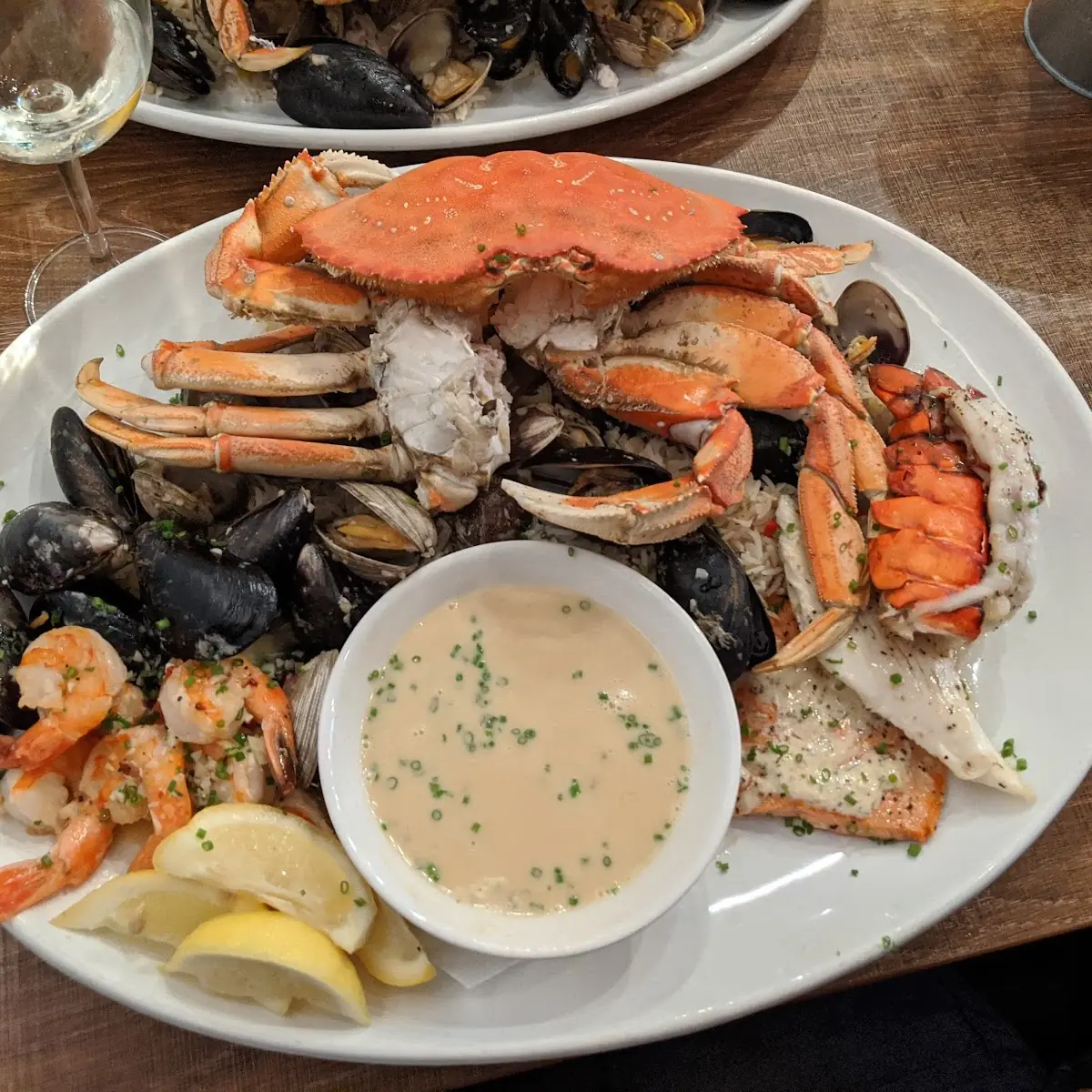 Hot Seafood Platter for 2