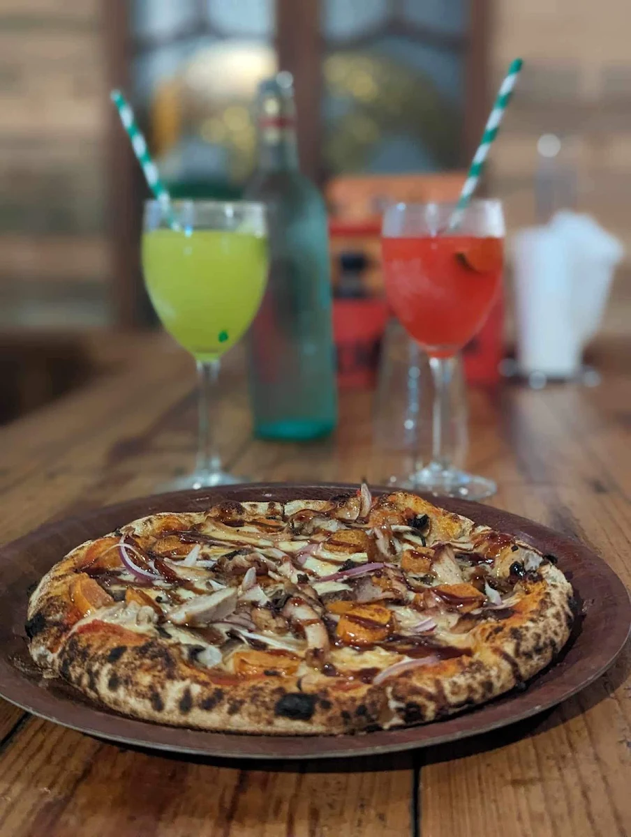 Highlights, Pizza Loca Cantina