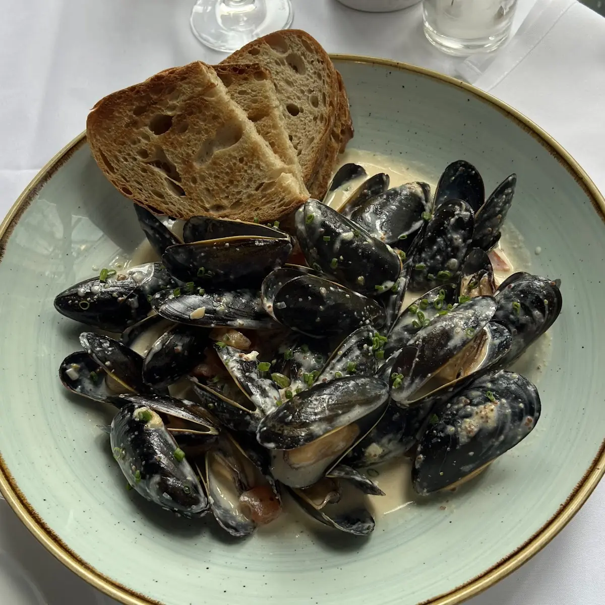 Pei Mussels, HOB NOB Restaurant
