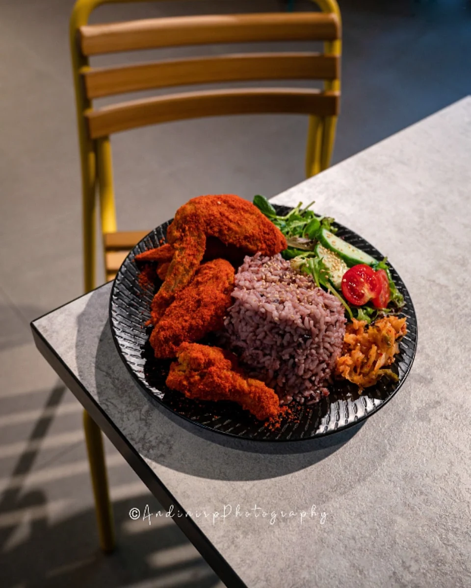 Nene Dosirak, NeNe Chicken (Brookfield)