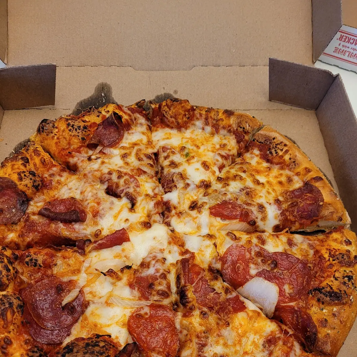 Hand Tossed Pepperoni Pizza