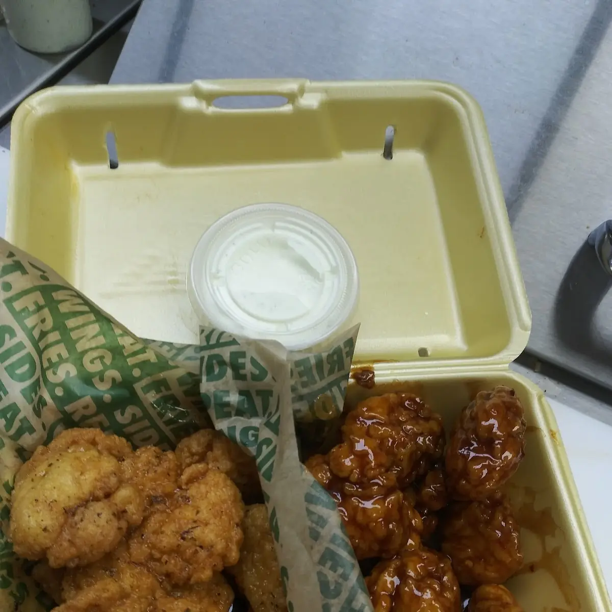 Louisiana Rub & BBQ Boneless Wings