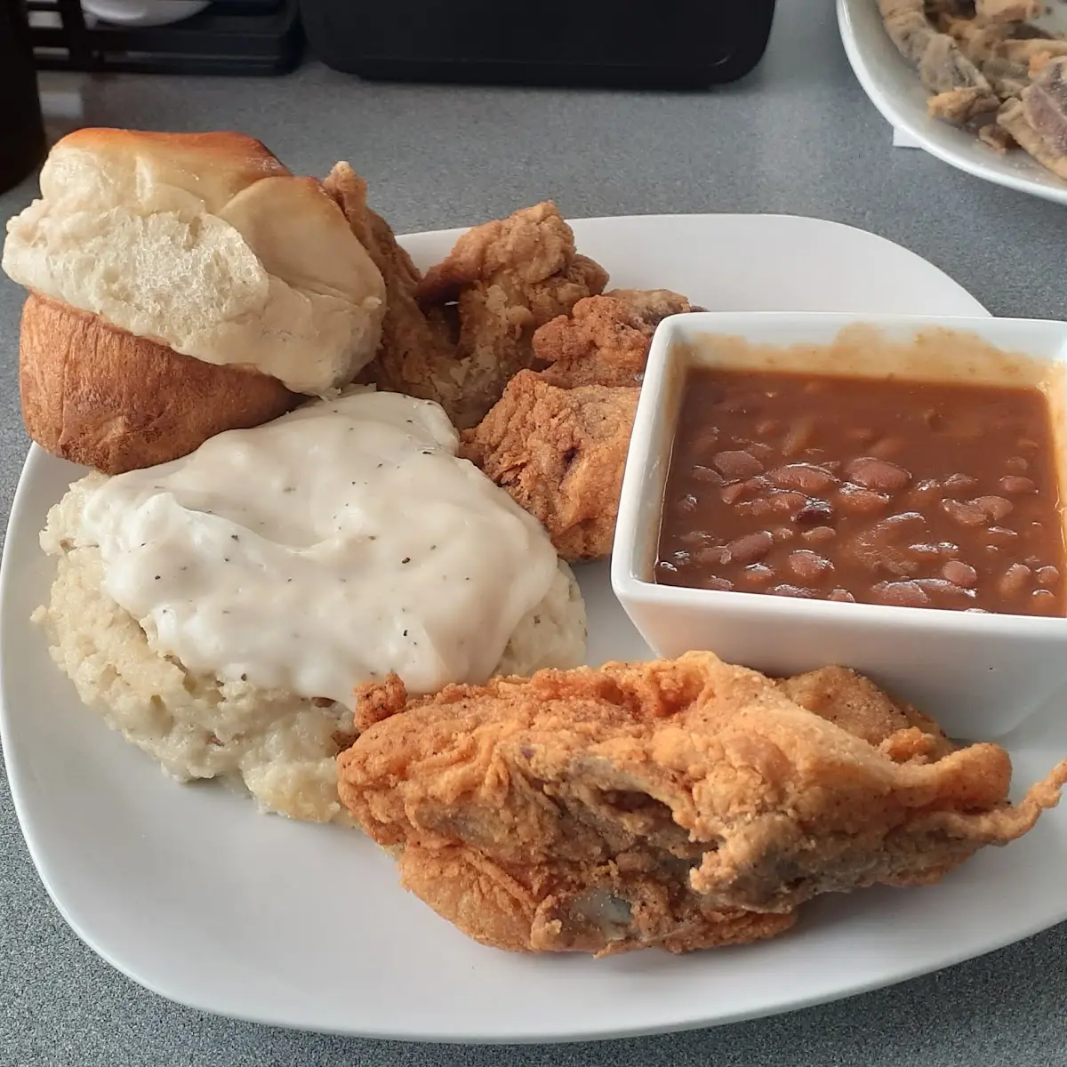 Fried Chicken Mashed Potatoes Gravy Baked Beans Dinner Roll