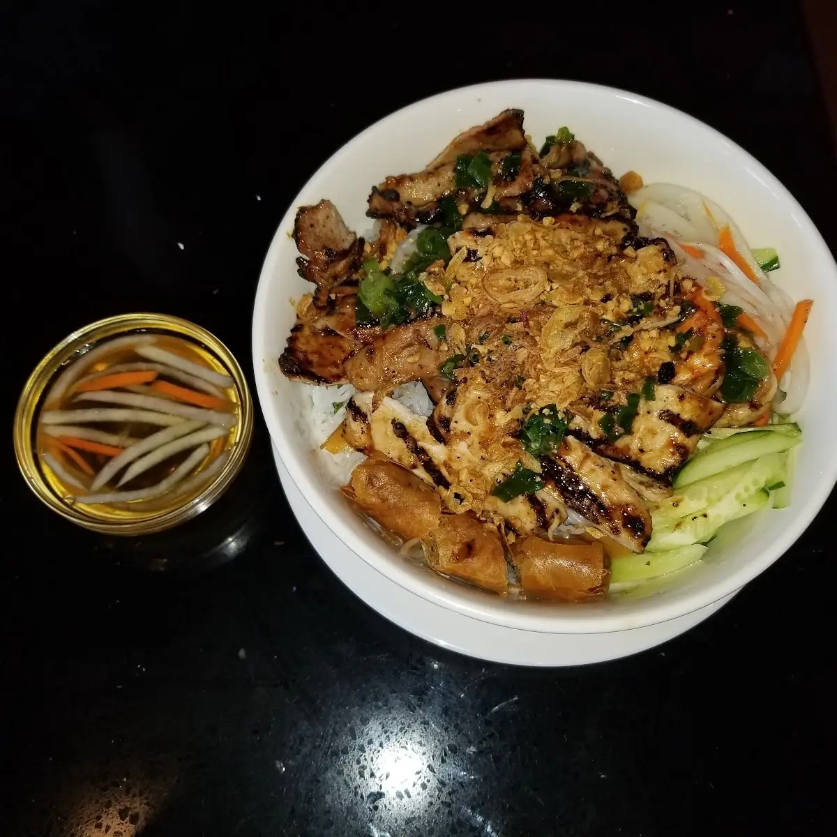 Bún Gà Xào Xá Ớt