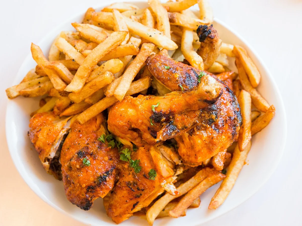 Poulet Entier Et Frites Whole Chicken with Fries, Emilia (Villeray)