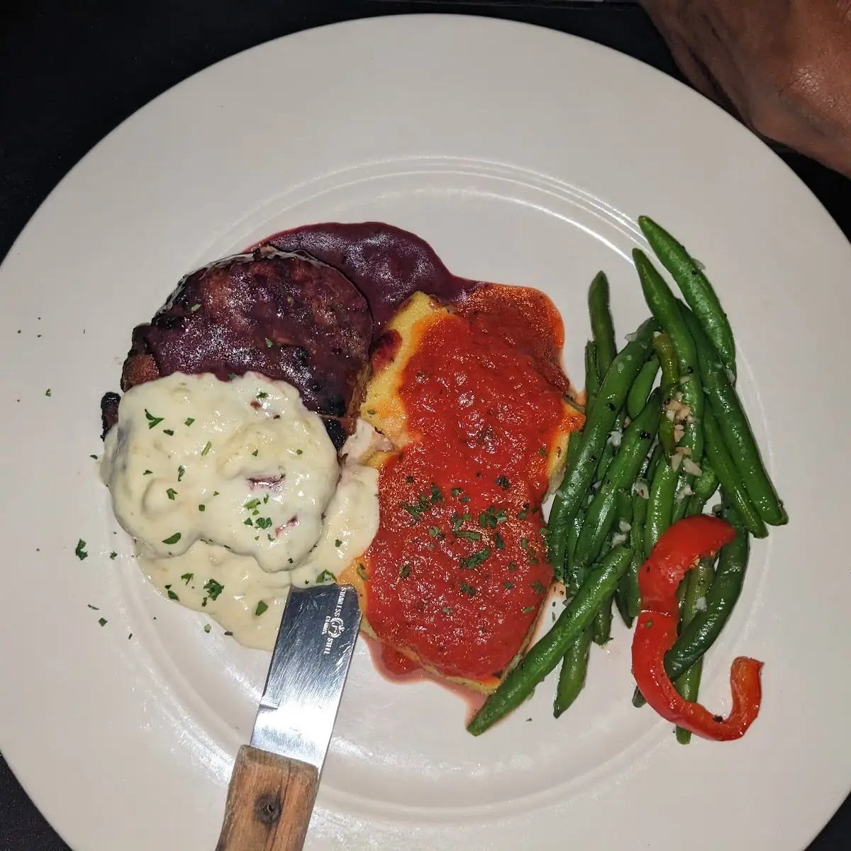 Highlights, Capone's Grill & Pasta Shop