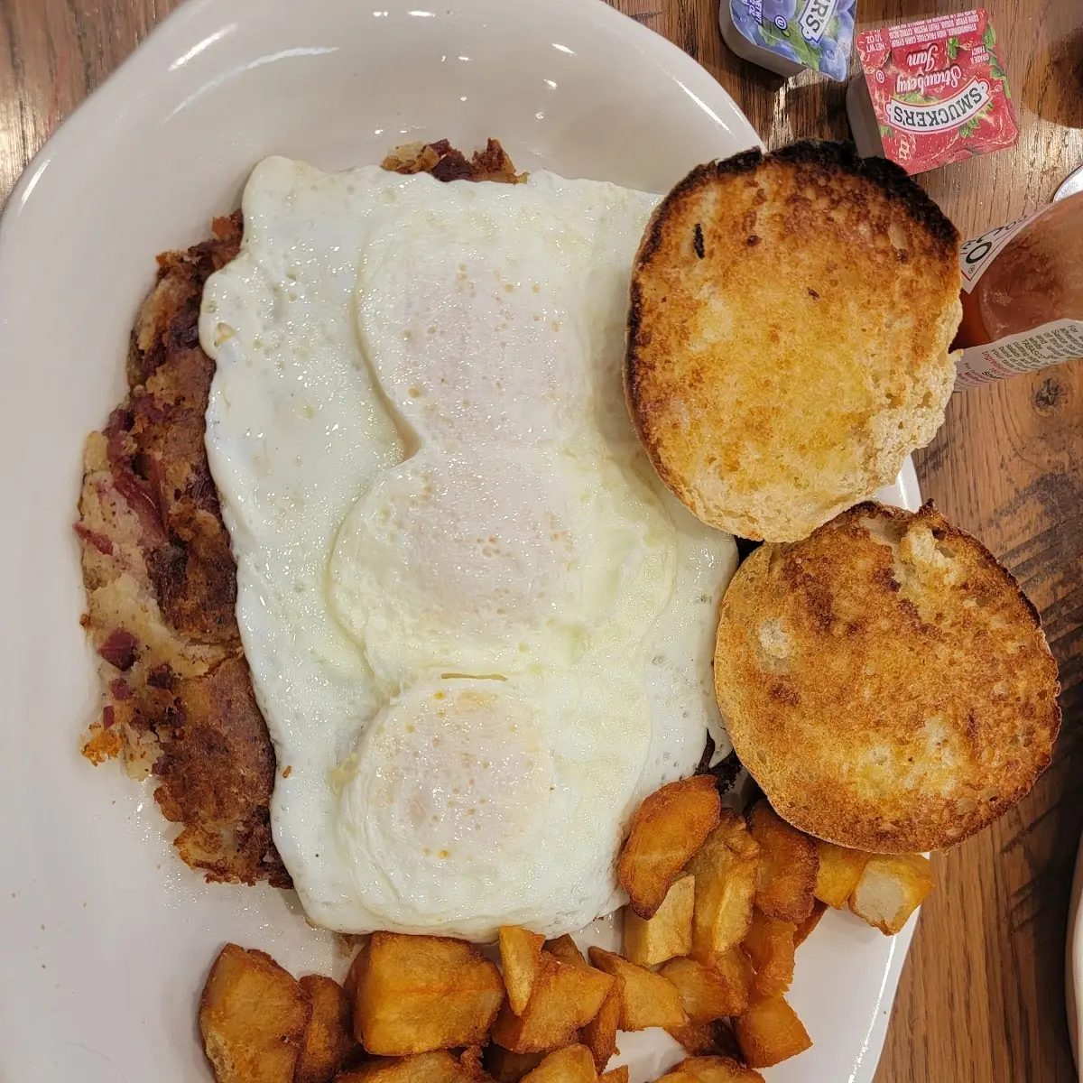 Eggs with Home Fries & Toast Breakfast Specialty