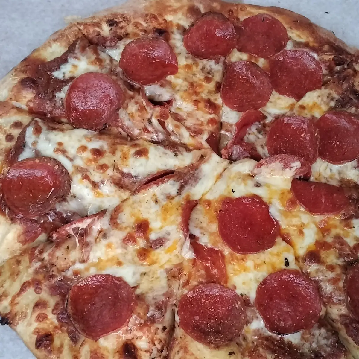 Medium Pepperoni Pizza