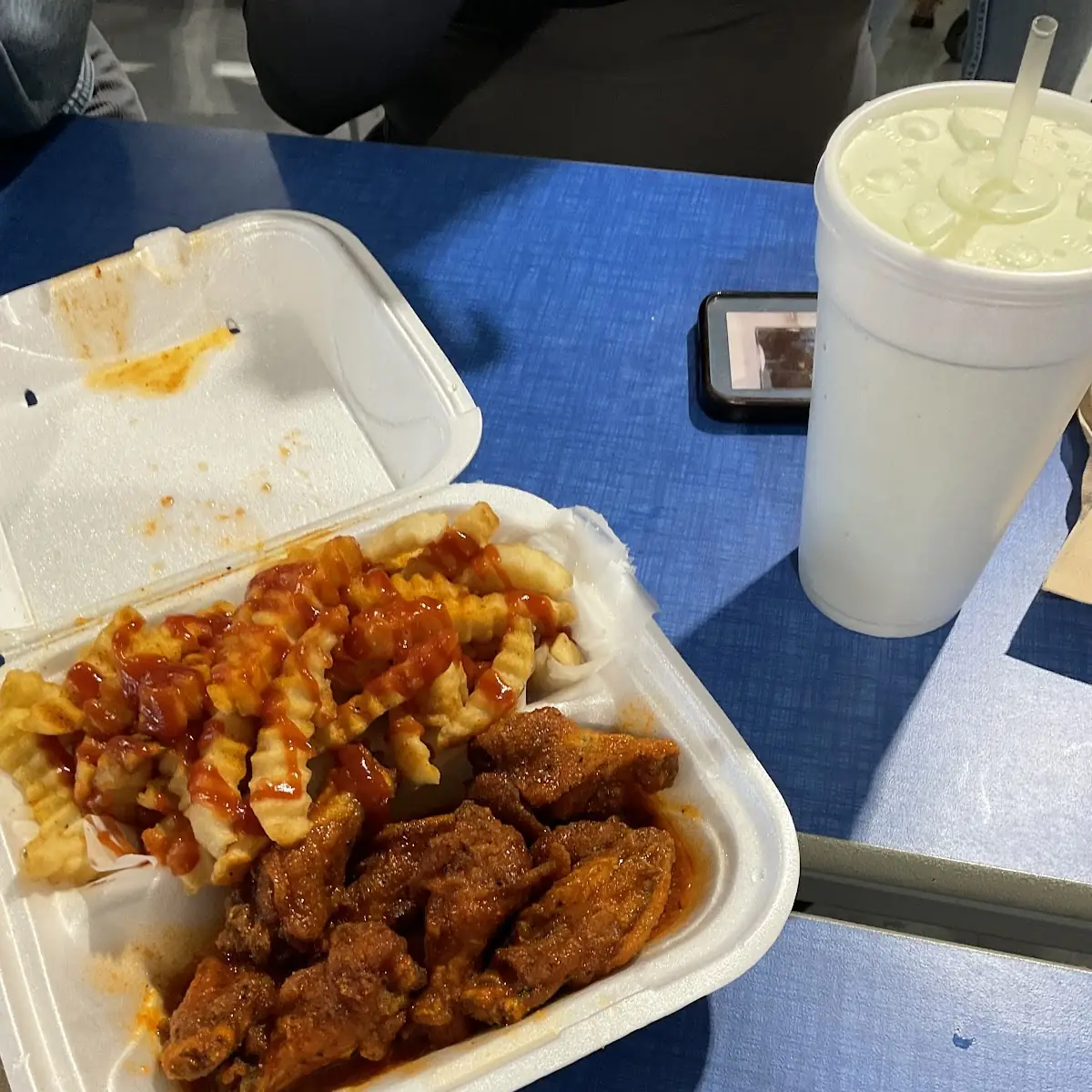 Philly 5 Wings Fries