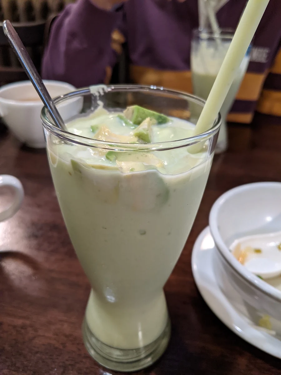Avocado Milk Shake, Joyeaux Café & Restaurant
