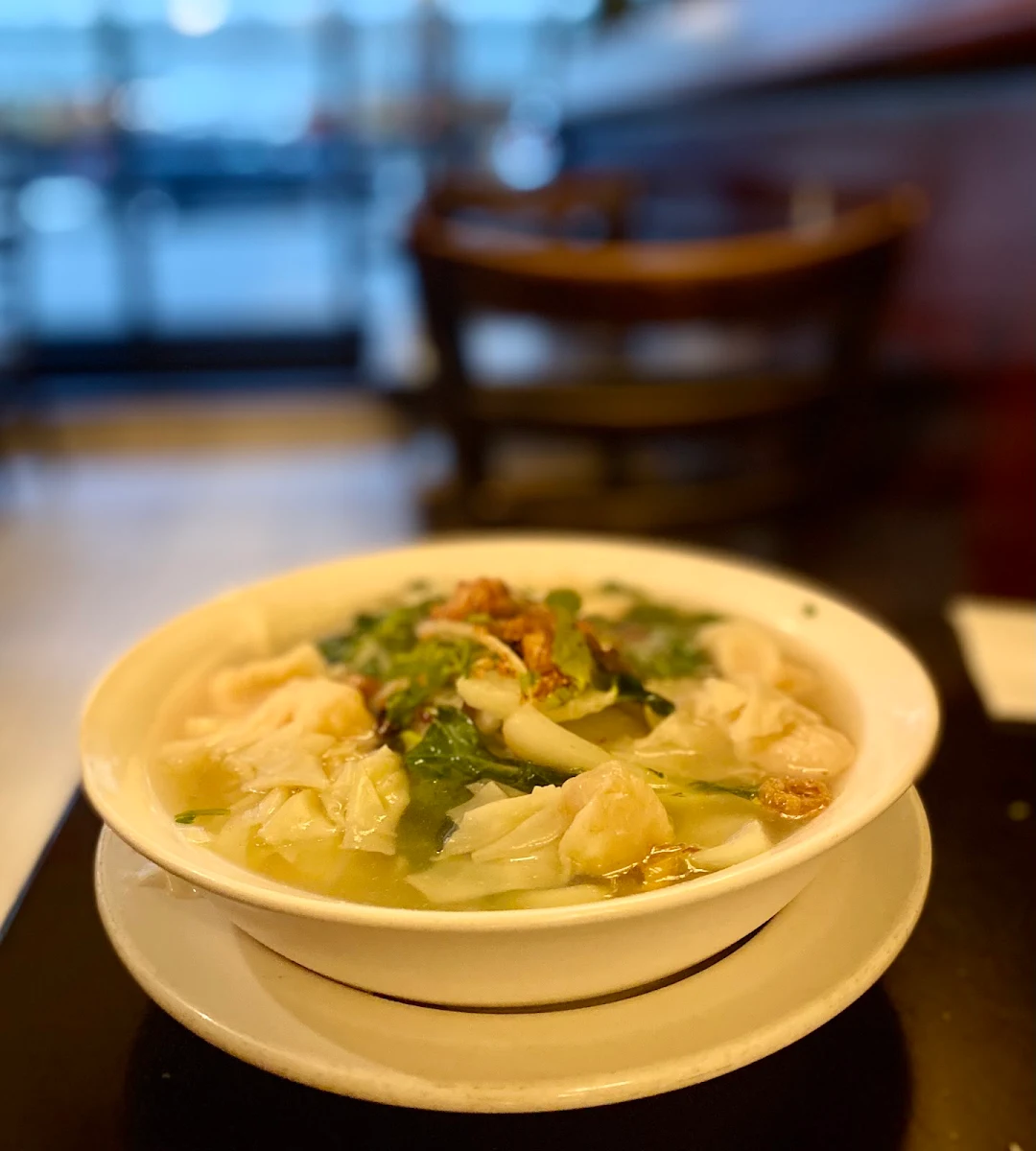 Wonton Soup & Sandwiches, Joyeaux Café & Restaurant