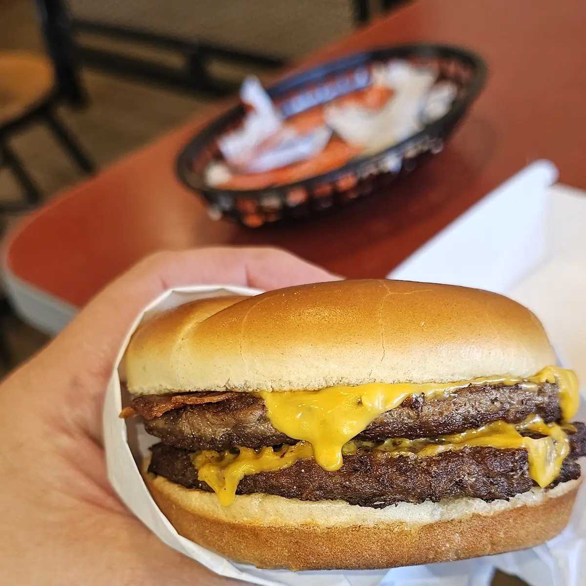 Jumbo Jack Cheeseburger
