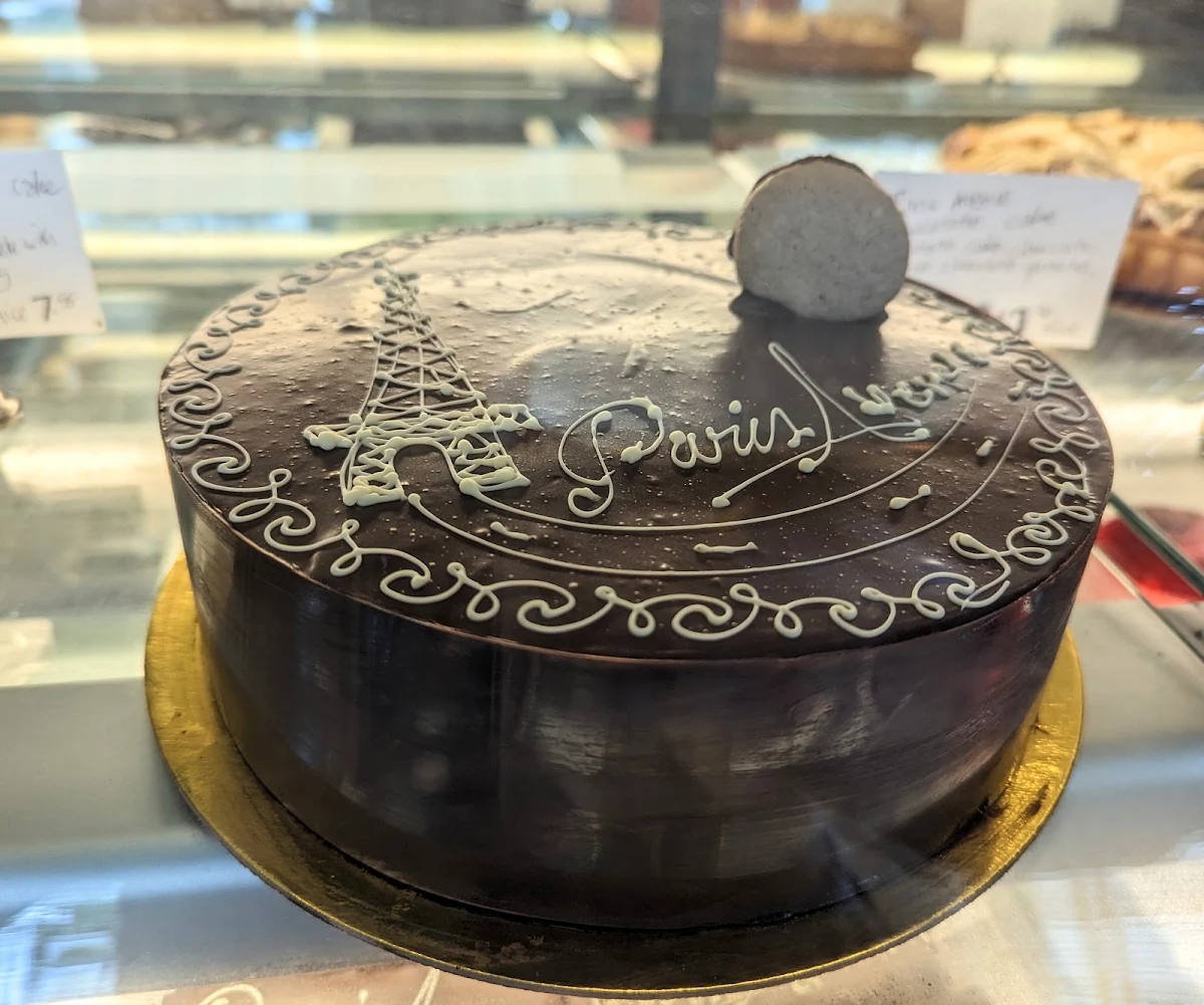 Paris Avenue Chocolate Cake