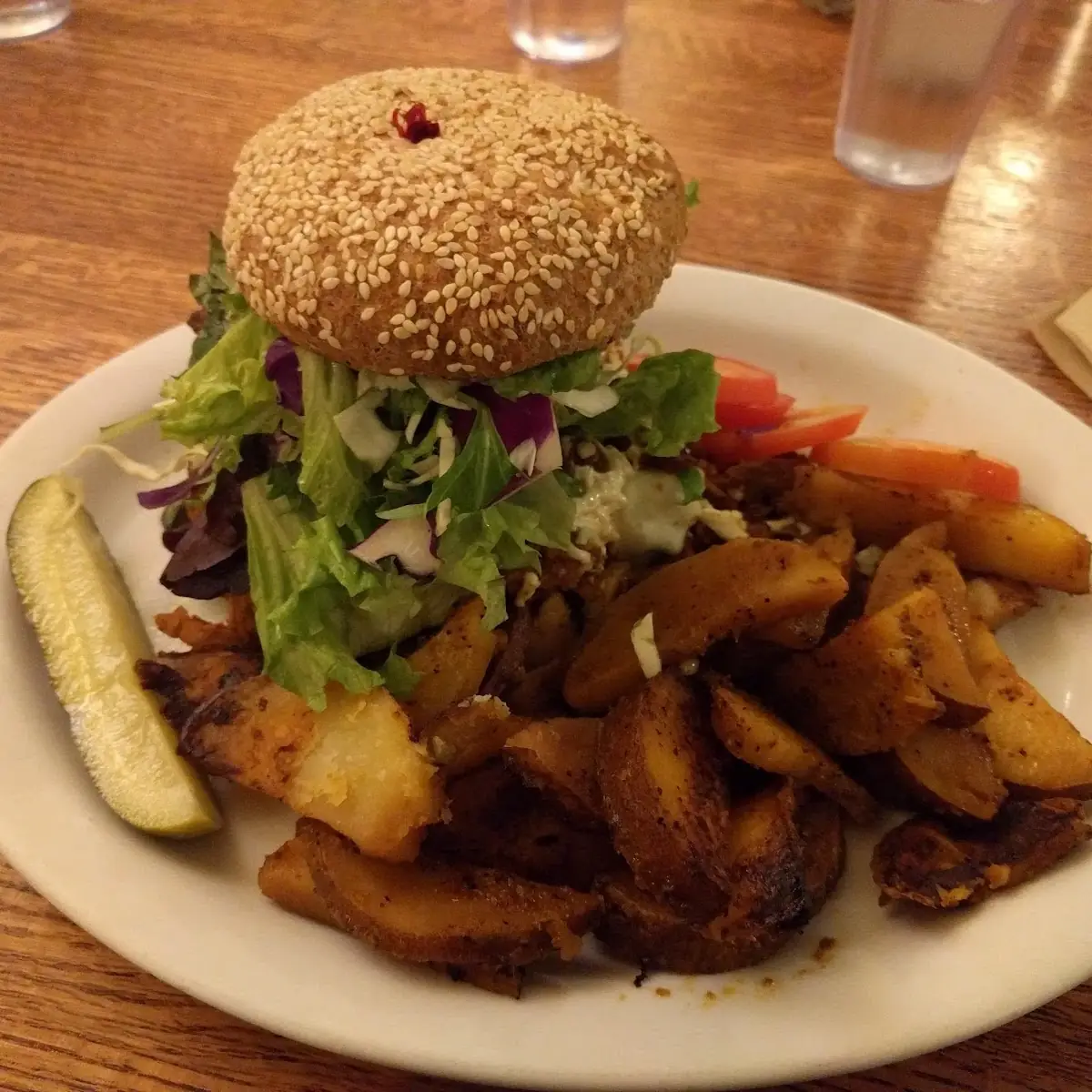 Mega Burger