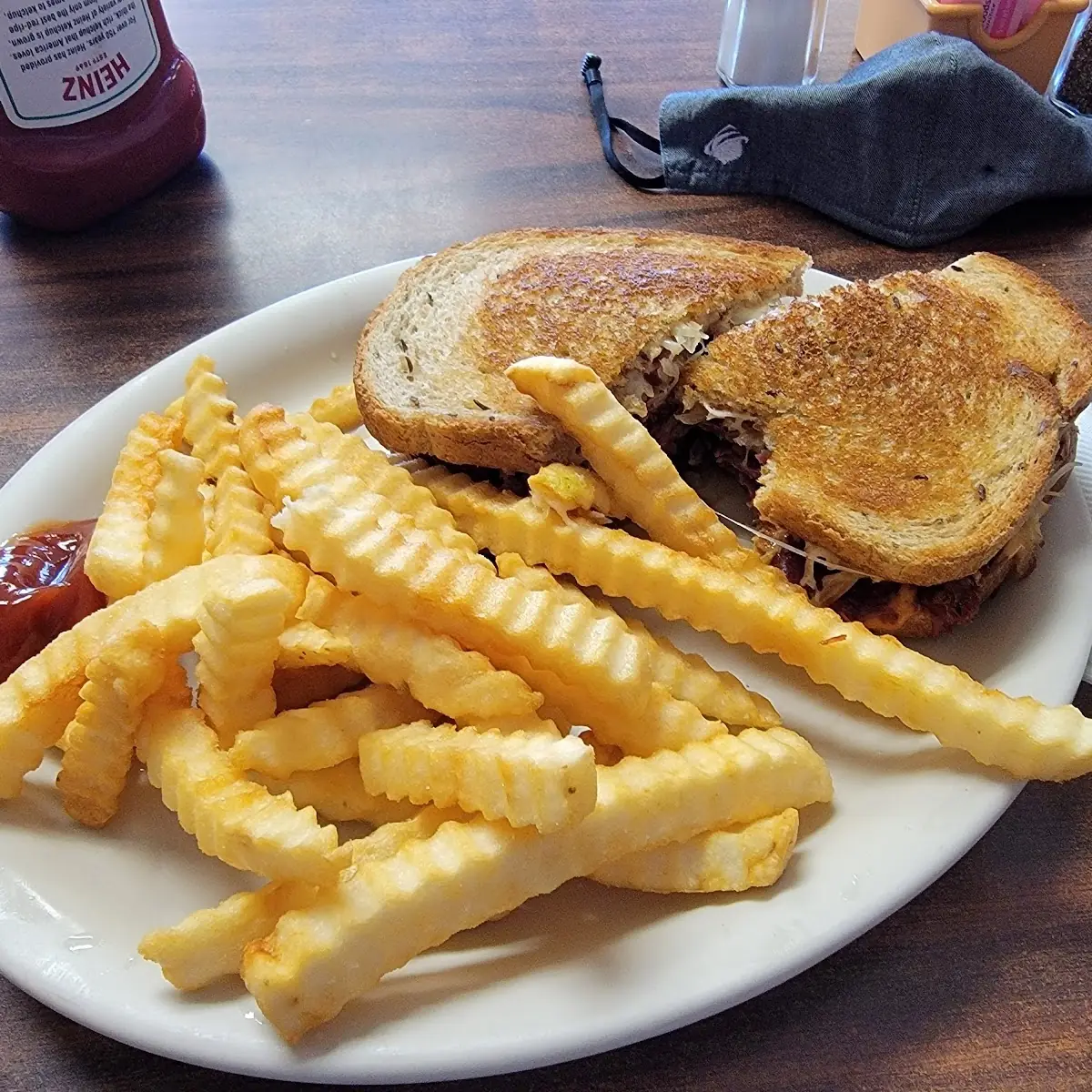Grilled Cheese and Crinkle Fries