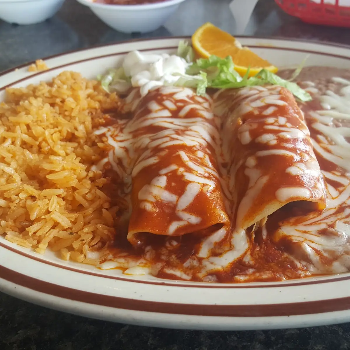 1 Cheese Enchilada w Rice & Beans