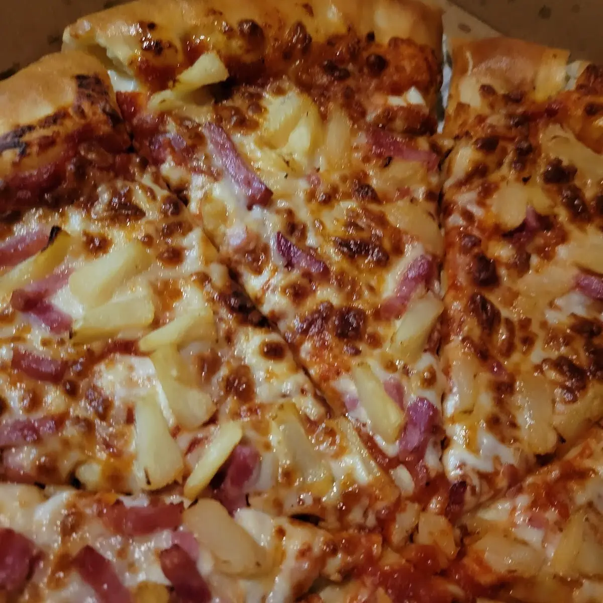 Hawaiian Pizza
