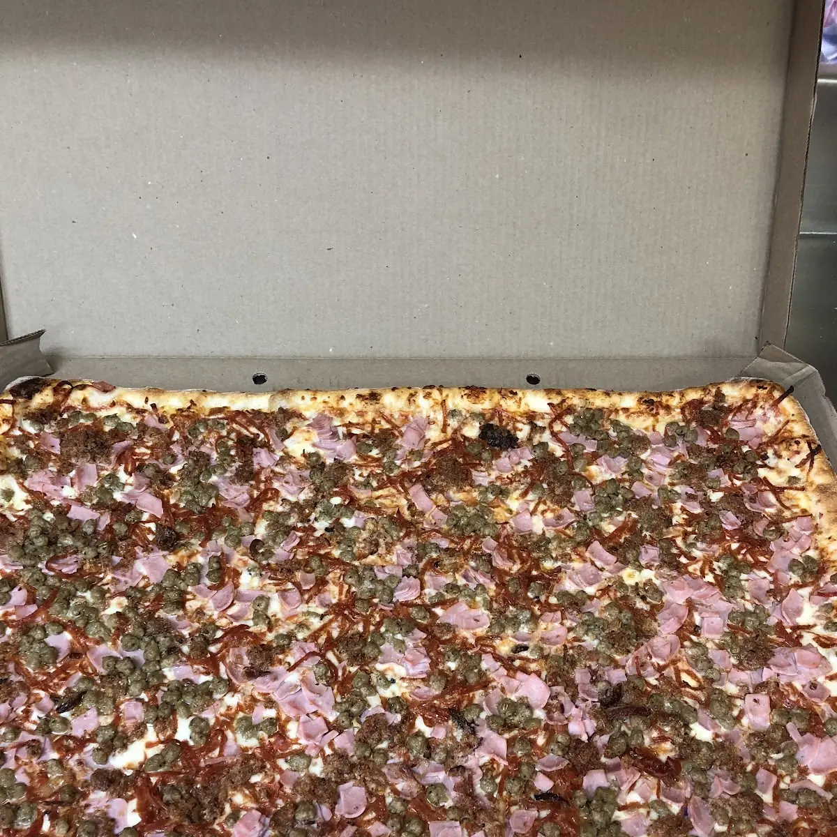 Highlights, Capri Pizzeria