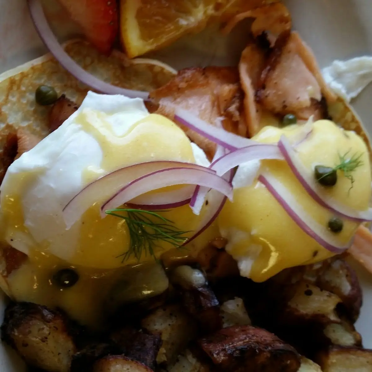 Smoked Salmon Eggs Benedict