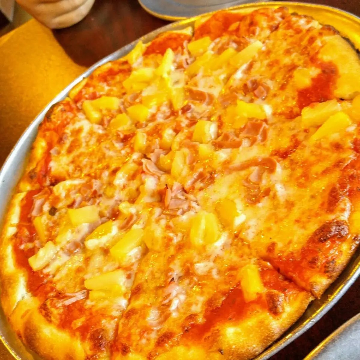 Hawaiian Pizza