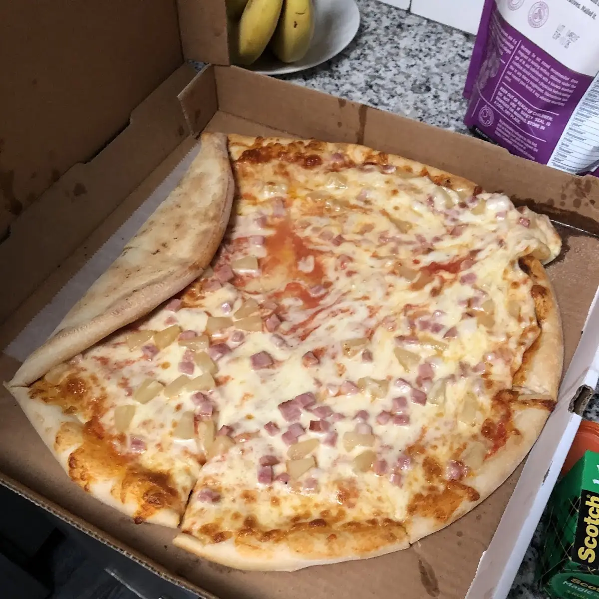 Hawaiian Pizza