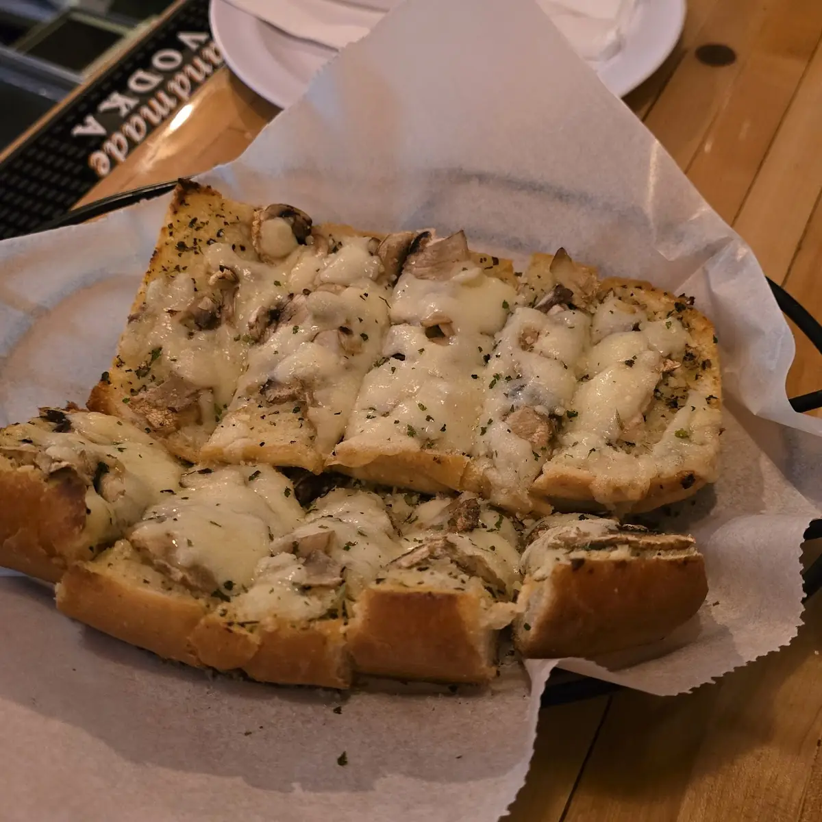 Garlic Cheese Bread with Mushrooms