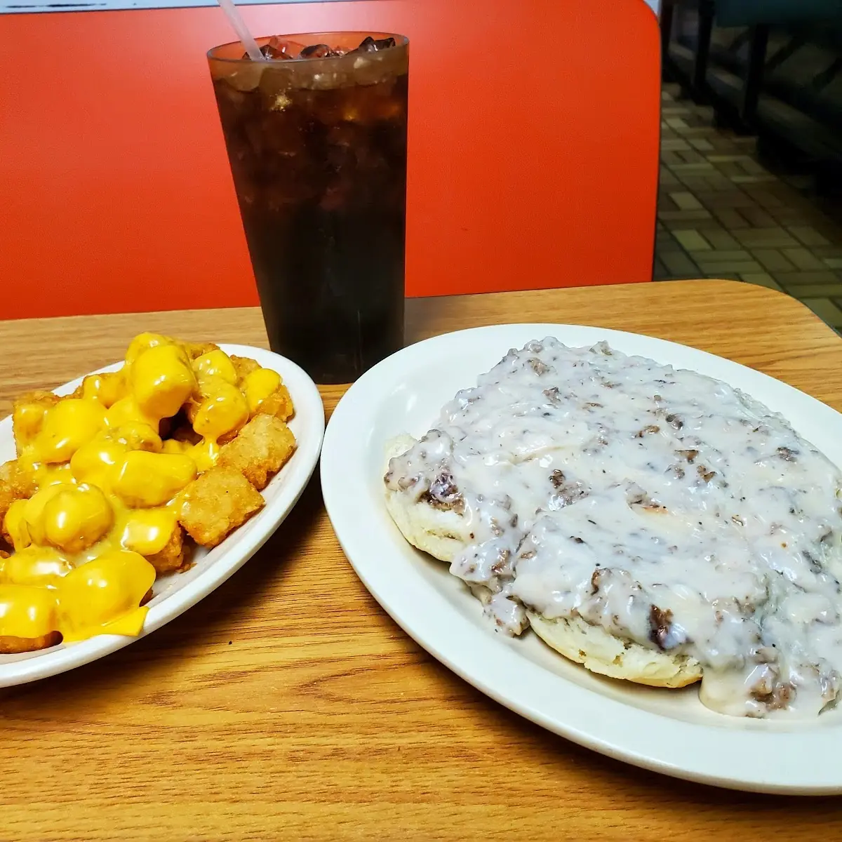S O S & Cheese Tots