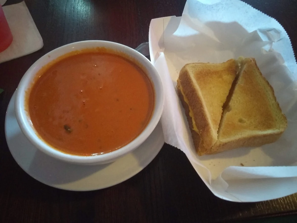 Tomato Basil Soup and Grilled Cheese