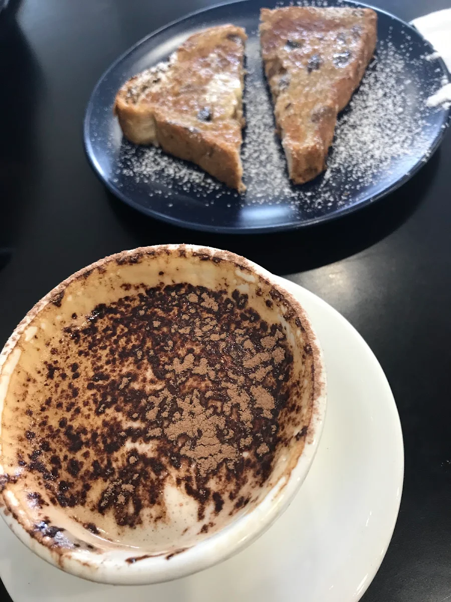 Highlights, Little Gossip Cafe