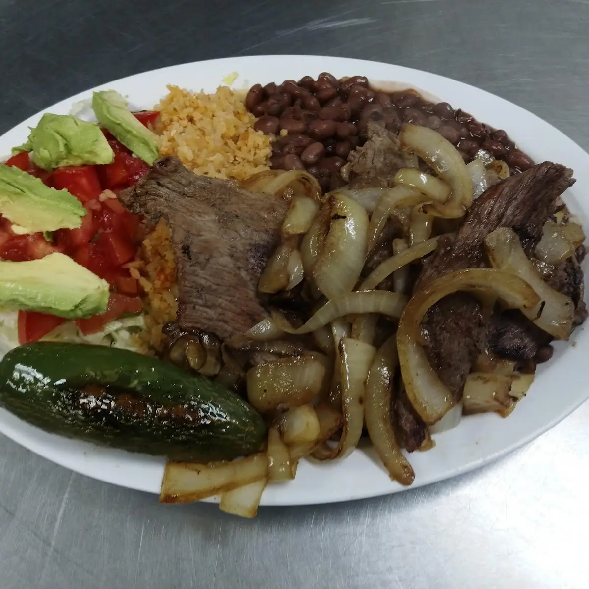 Bistec Encebollado